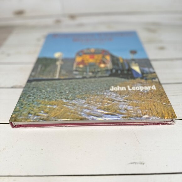 Wisconsin Central Heritage Volume One By John Leopard Hardcover Trains Railroad - Picture 3 of 6